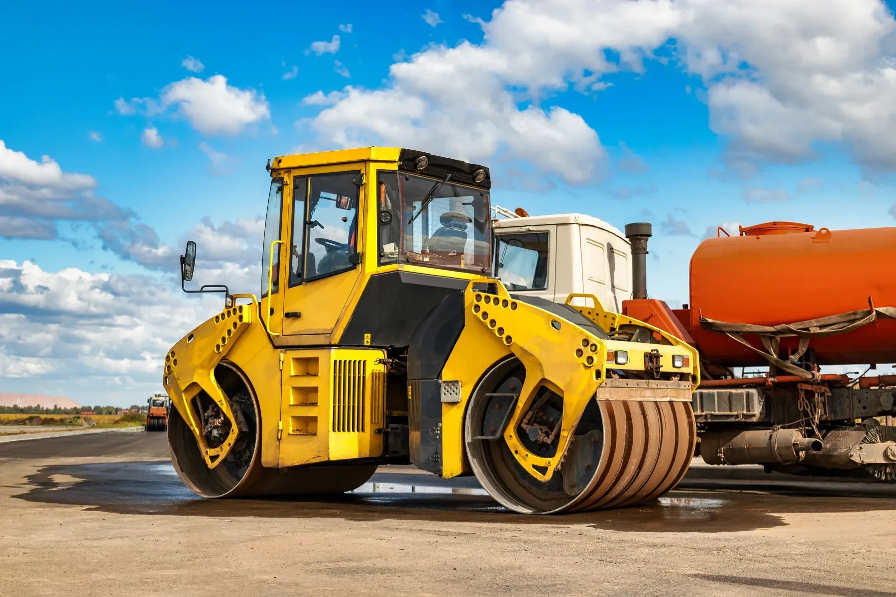 Grondstabilisatie en wegfunderingen: wat doet een machineoperator in de Belgische wegenbouw